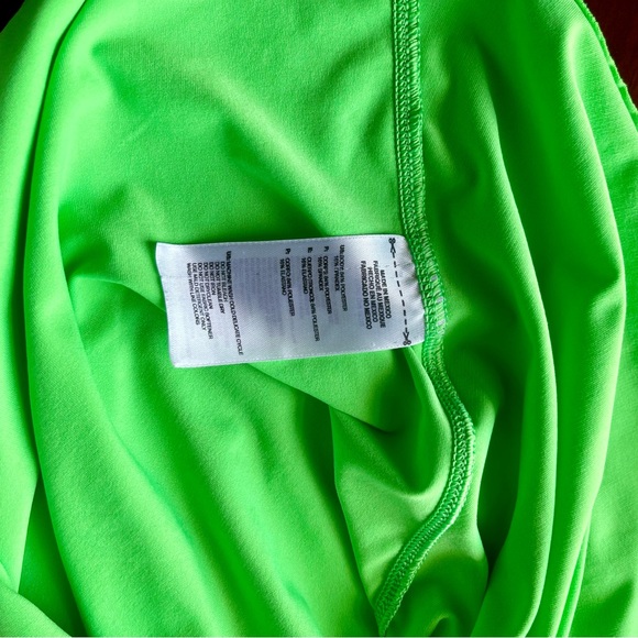 Adidas tee - Picture 4 of 7